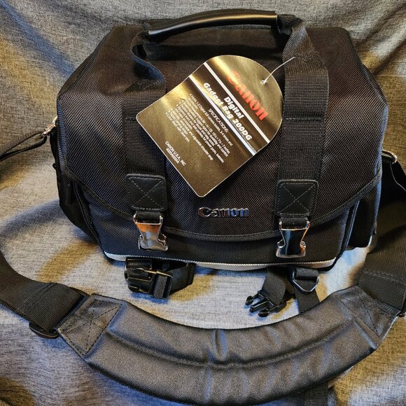 Cannon Gadget Bag 200DG - Picture 2 of 6